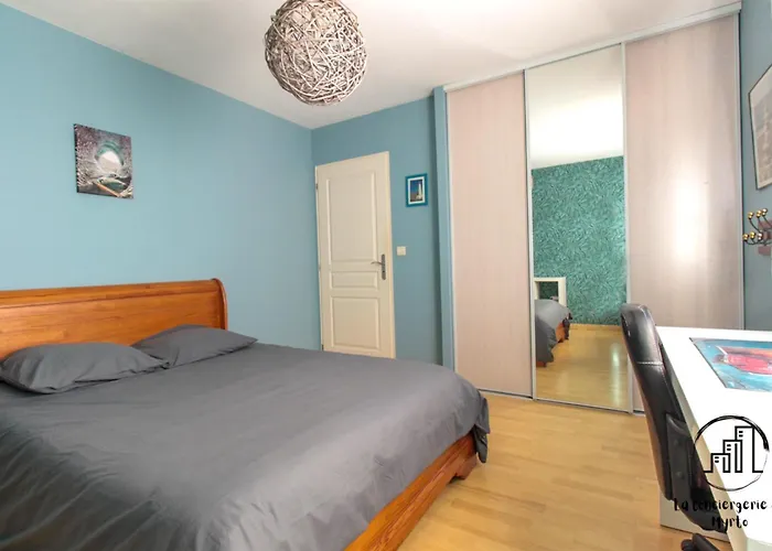 Du Chanoine Clim Piscine Wifi * Albi